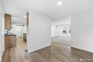 501 Haussler Rd, Kelso, WA 98626 - Photo 10