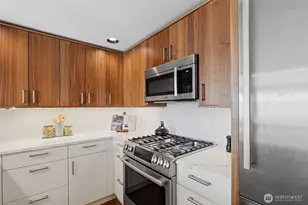 1600 43rd Ave E, Seattle, WA 98112 - Photo 6