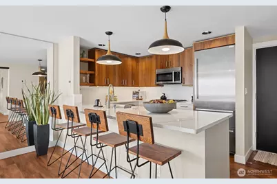 1600 43rd Avenue E #211, Seattle, WA 98112 - Photo 4