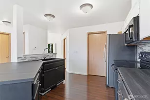 19411 12th Ave Ct E, Spanaway, WA 98387 - Photo 8