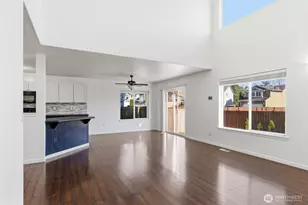 19411 12th Ave Ct E, Spanaway, WA 98387 - Photo 12