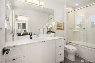 6042 B 41st Ave SW, Seattle, WA 98136 - Photo 18