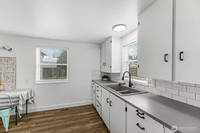 927 21st Street SE, Puyallup, WA 98372 - Photo 10