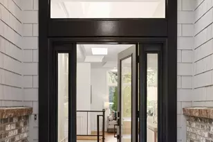 11710 Arrow Point Dr NE, Bainbridge Island, WA 98110 - Photo 2