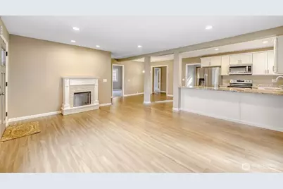 9004 218th Street SW, Edmonds, WA 98026 - Photo 4