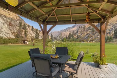 2560 Antione Creek, Chelan, WA 98816 - Photo 10