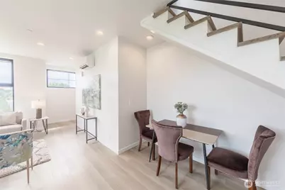 1019 Sturgus Avenue S #A, Seattle, WA 98144 - Photo 12