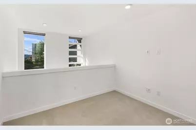 4801 Dayton Avenue N #A, Seattle, WA 98103 - Photo 6