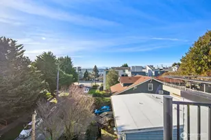 4801 Dayton Ave N, Seattle, WA 98103 - Photo 20