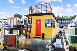 2040 Westlake Ave N, Seattle, WA 98109 - Photo 1
