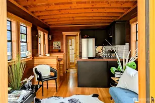 2040 Westlake Ave N, Seattle, WA 98109 - Photo 4