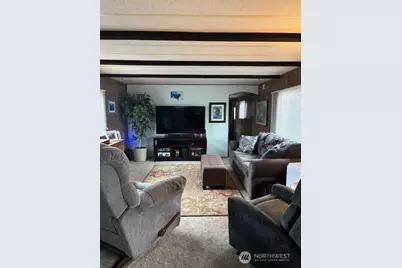 1137 Spruce Drive, Enumclaw, WA 98022 - Photo 4