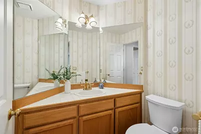 2406 237th Court NE, Sammamish, WA 98074 - Photo 16