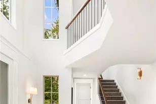 710 Chris David Dr, Steilacoom, WA 98388 - Photo 2