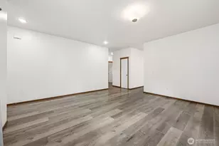 323 Briar Ln S, Tenino, WA 98589 - Photo 8