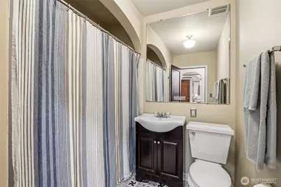 1120 17th Avenue #104, Seattle, WA 98122 - Photo 18