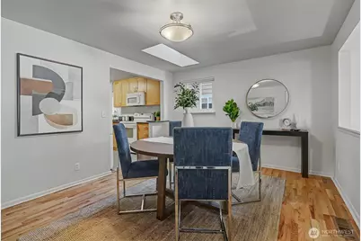 2021 NE 97th Street, Seattle, WA 98115 - Photo 10