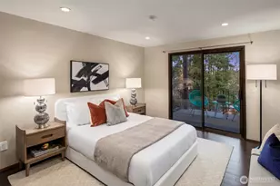 5220 21st Ave NE, Seattle, WA 98105 - Photo 10