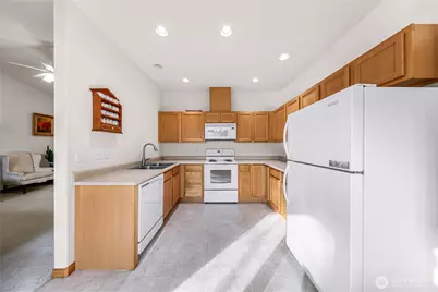 1305 Boon Street #213, Sumas, WA 98295 - Photo 10