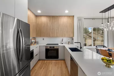 18638 NE 55th Way #LL1863, Redmond, WA 98052 - Photo 14