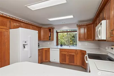 7680 SE Southworth Drive, Port Orchard, WA 98366 - Photo 18