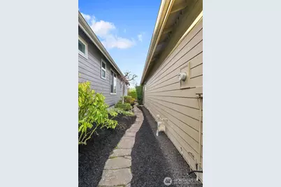 23042 NE 128th Place, Redmond, WA 98053 - Photo 24