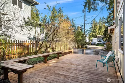 14333 Dayton Avenue N, Seattle, WA 98133 - Photo 22