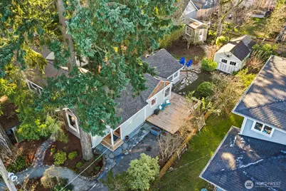 14333 Dayton Avenue N, Seattle, WA 98133 - Photo 36