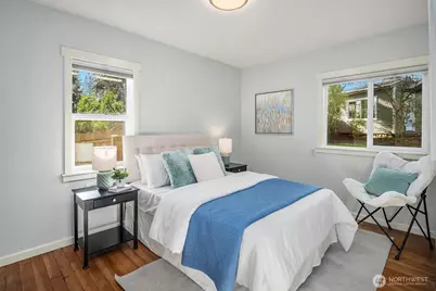 14333 Dayton Avenue N, Seattle, WA 98133 - Photo 16