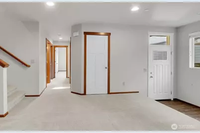 5209 Glenwood Avenue, Everett, WA 98203 - Photo 2