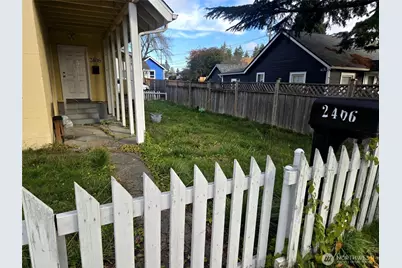 2406 11th Street, Bremerton, WA 98312 - Photo 2