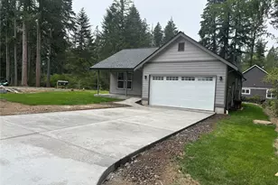 11813 Island Dr, Anderson Island, WA 98303 - Photo 2