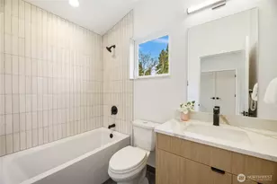 11741 23rd Pl NE, Seattle, WA 98125 - Photo 18