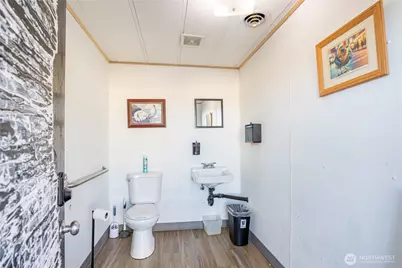 511 W 8th Street, Port Angeles, WA 98362 - Photo 24