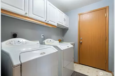 120 Skylark Court, Allyn, WA 98524 - Photo 16