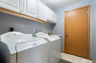 120 Skylark Ct, Allyn, WA 98524 - Photo 16