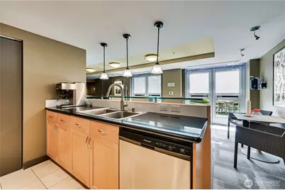 2929 1st Avenue #720, Seattle, WA 98121 - Photo 26