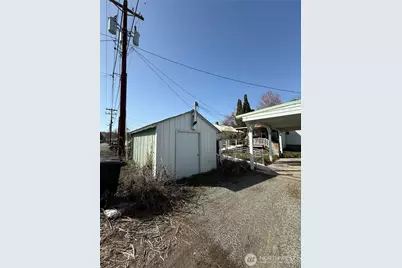 313 S Birch St, Omak, WA 98841 - Photo 14
