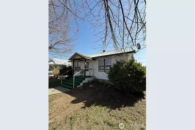 313 S Birch St, Omak, WA 98841 - Photo 2