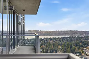 650 Bellevue Way NE, Bellevue, WA 98004 - Photo 2