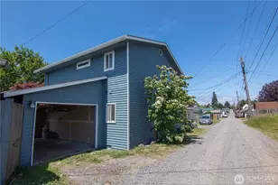 1721 McDougall Ave, Everett, WA 98201 - Photo 34