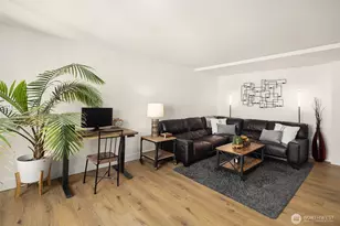 1105 Spring St, Seattle, WA 98104 - Photo 4