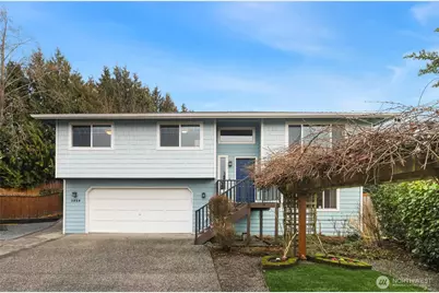 3929 205th Place SW, Lynnwood, WA 98036 - Photo 2