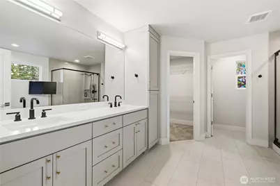 22213 17th Avenue W, Lynnwood, WA 98036 - Photo 24