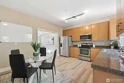 22672 NE Alder Crest Lane, Redmond, WA 98053 - Photo 12