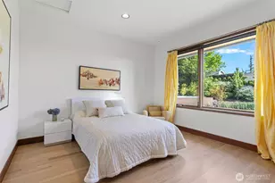 8631 NE 19th Pl, Clyde Hill, WA 98004 - Photo 20