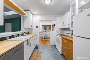 6897 Helena St, Clinton, WA 98236 - Photo 12