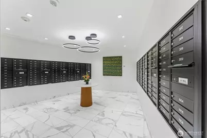 10700 NE 4th Street #1110, Bellevue, WA 98004 - Photo 38