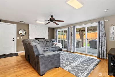 11921 Farwest Drive SW, Lakewood, WA 98498 - Photo 14