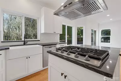 758 Tufts Avenue E, Port Orchard, WA 98366 - Photo 8